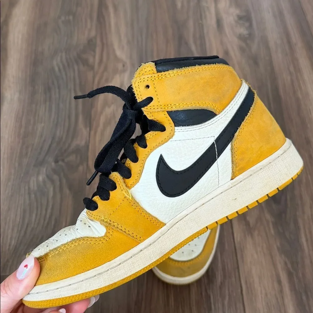 NIKE - Jordan 1 Retro - FD1437-701